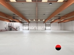 Hallenansicht - Im Alleinauftrag | ca. 1.480 m² renovierte, stützenfreie Halle | Büro- & Freifläche
