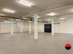 Hallenansicht - EBENERDIGE LAGERHALLE INKL. HALLENBÜRO!